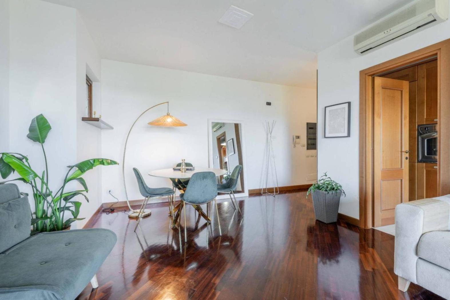 Luxury Boutique Apartment フィウミチーノ エクステリア 写真